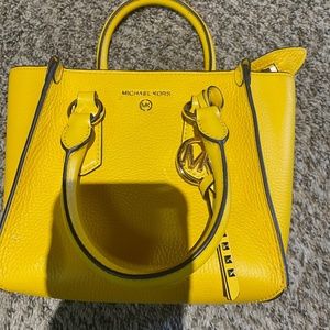 Michael Kors Crossbody Bag